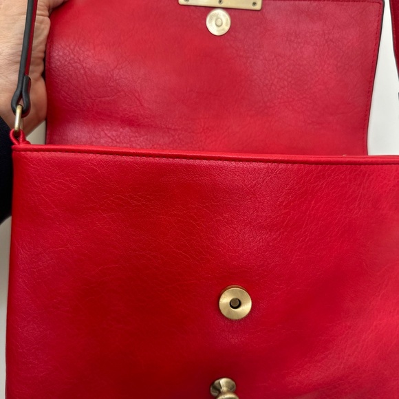 Leather shoulder bag with removable strap - Picture 2 of 3